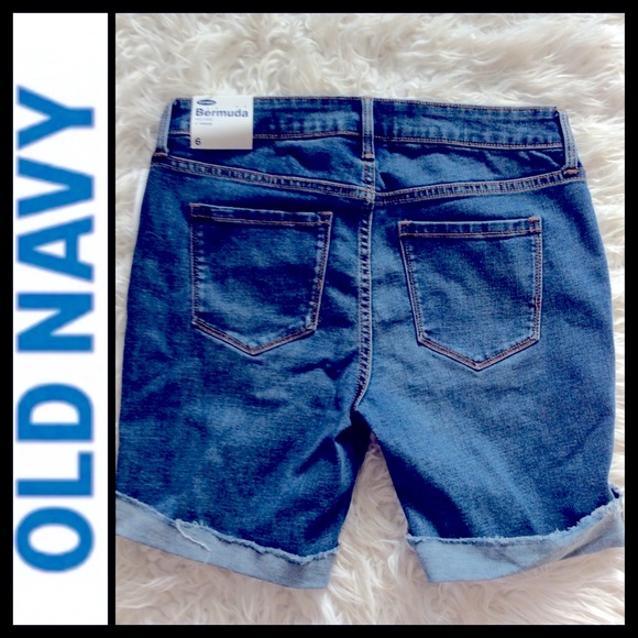 NWT Old Navy Mid-Rise 9” Bermuda Shorts - Picture 3 of 7